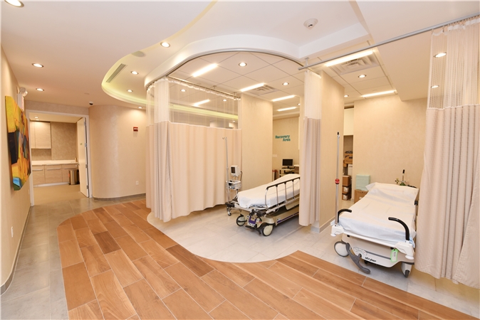 荆彤 clinic photo